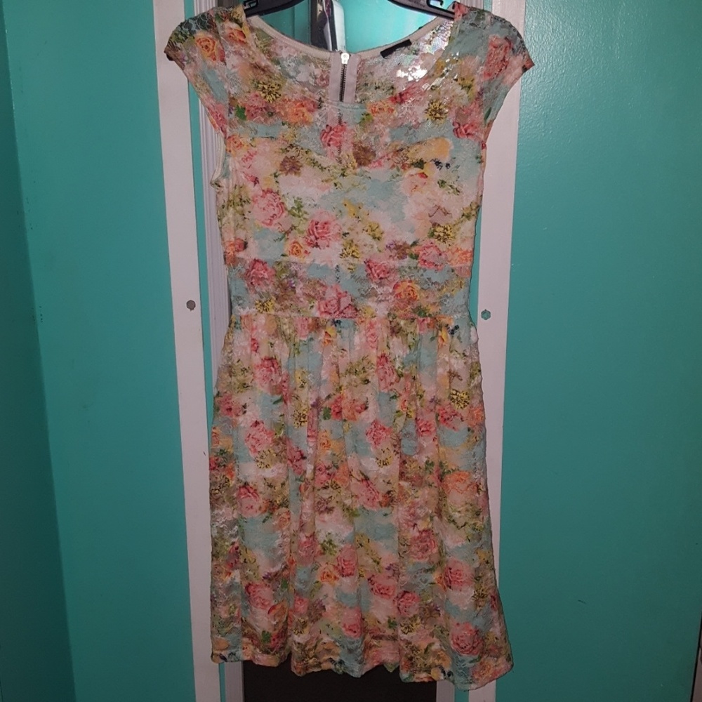 Cute Floral Lace dress